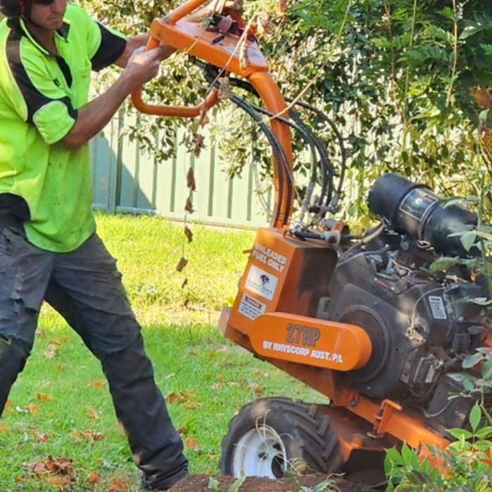 TUA-Services-Gringind-Web-02